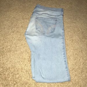 Plain light wash jeggings